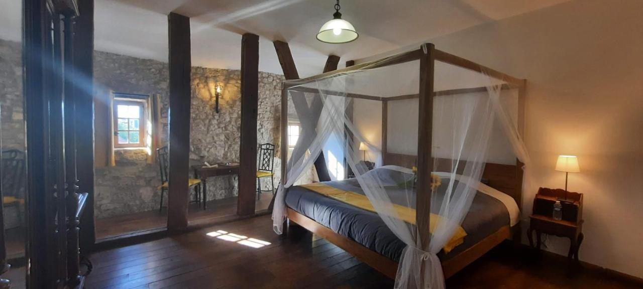 Le Fort D'Issigeac Chambres D'Hotes Екстер'єр фото